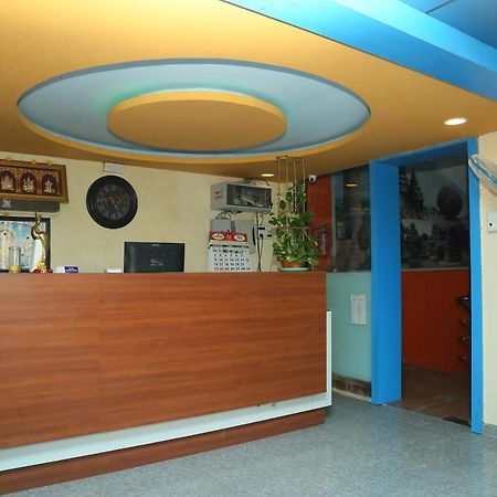 Joliday Inn Махабалипурам Екстериор снимка